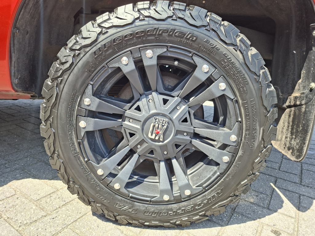 Isuzu D-max