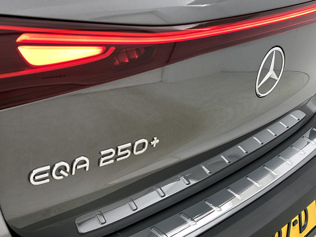 Mercedes-Benz Eqa