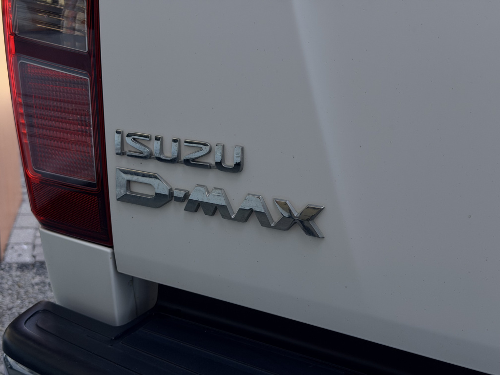 Isuzu D-max