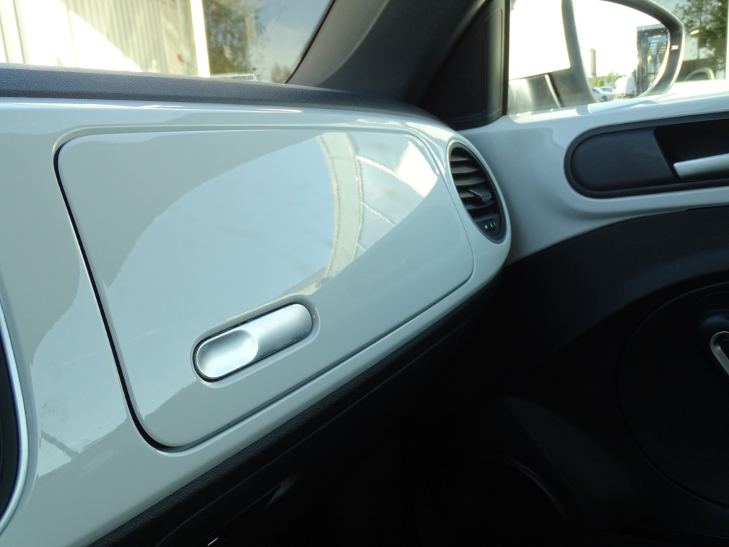 Volkswagen New Beetle