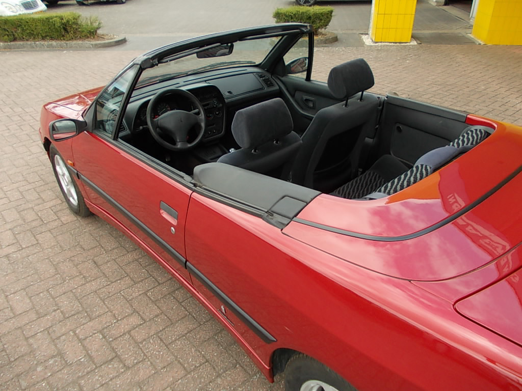 Peugeot 306