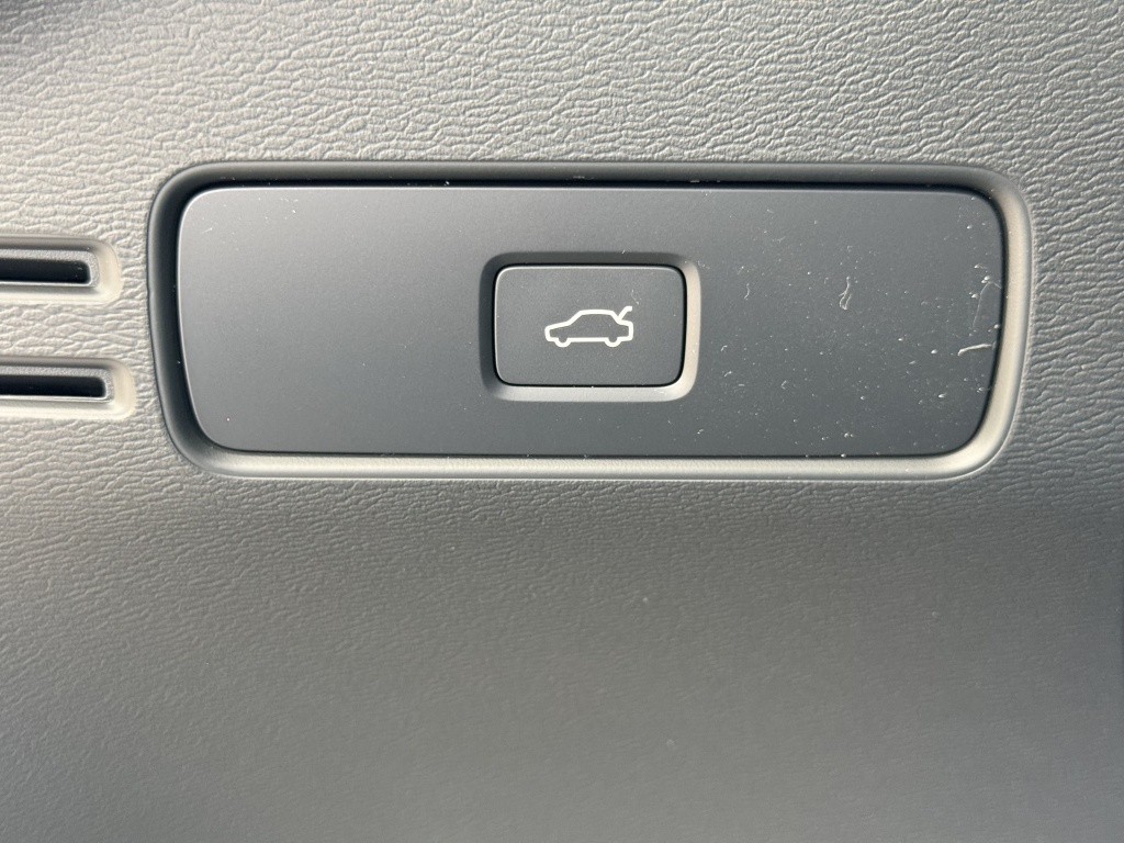 Volvo Ex40
