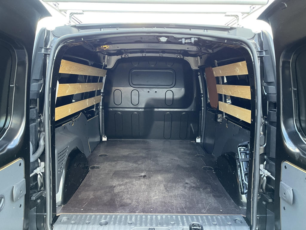 Nissan Nv250