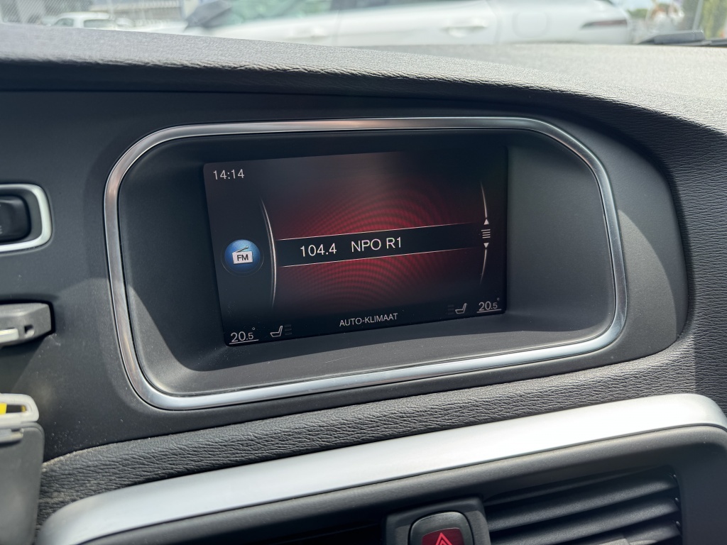 Volvo V40