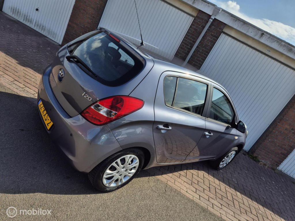 Hyundai I 20