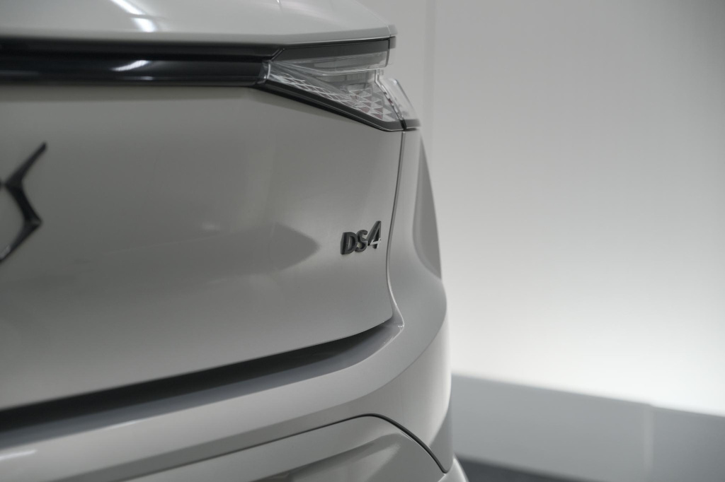 Ds Ds 4