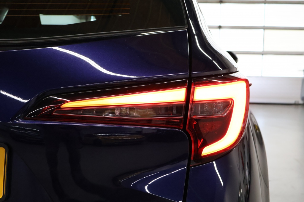 Toyota Corolla Touring Sports