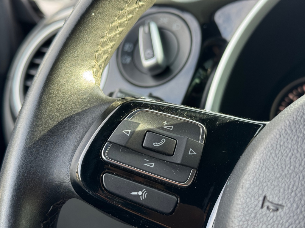 Volkswagen New Beetle