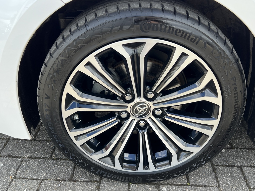 Toyota Corolla Touring Sports