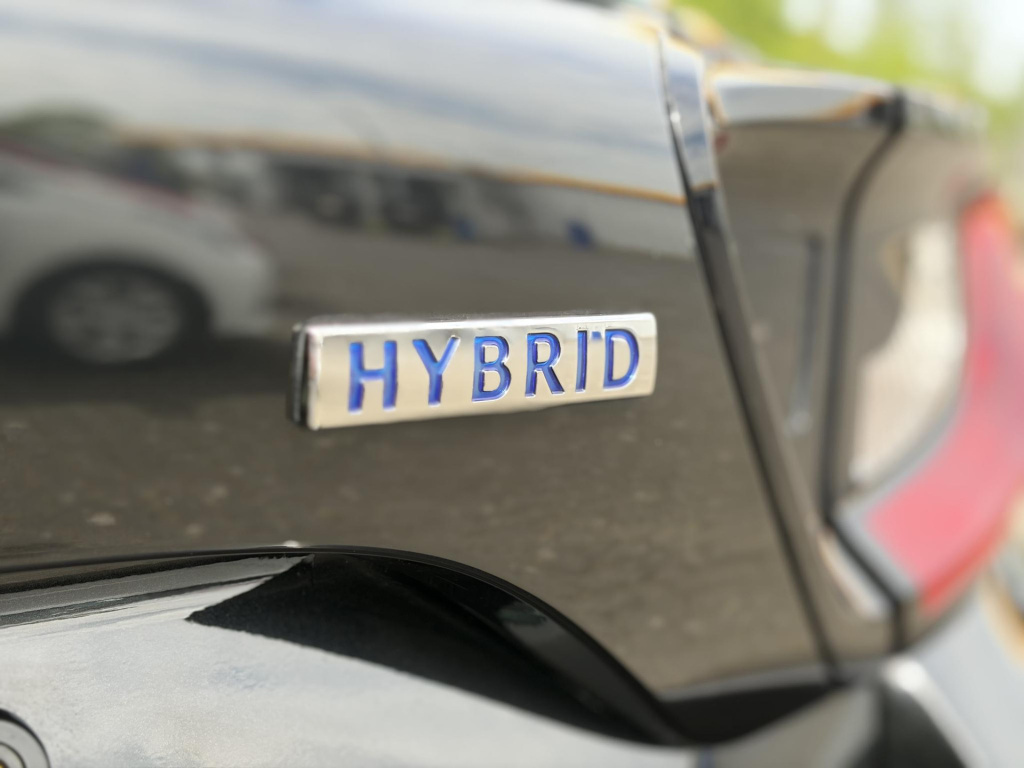 Mazda 2 Hybrid