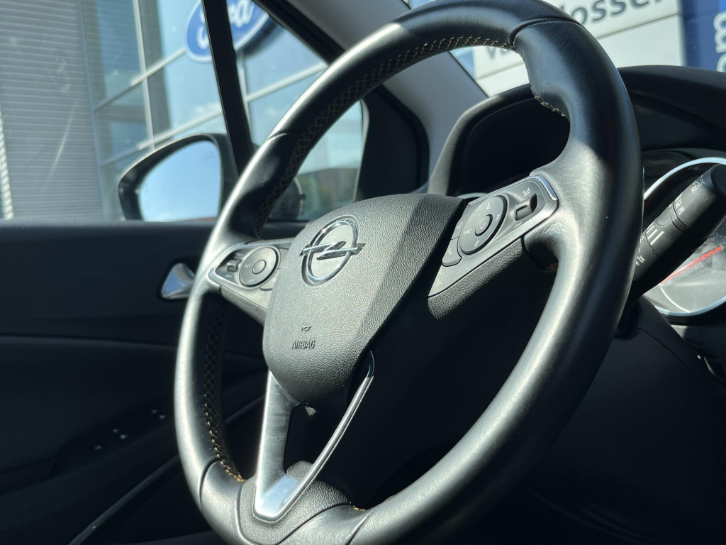 Opel Crossland X