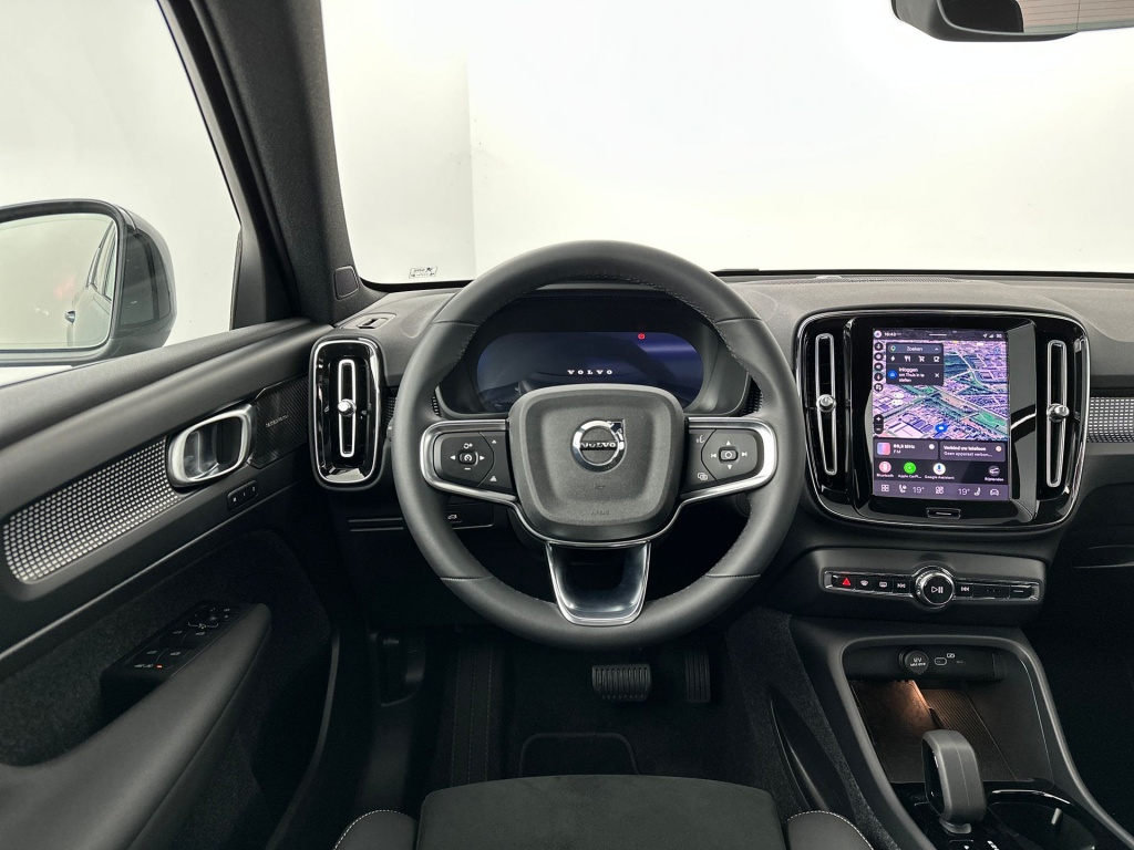 Volvo Ex40