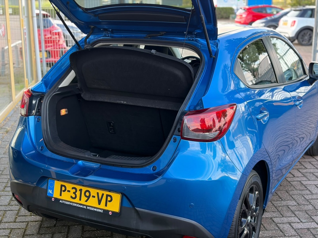 Mazda 2