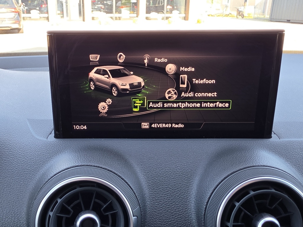 Audi Q2