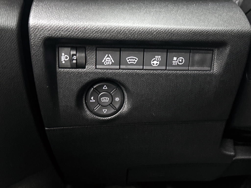 Citroen Ë-c4