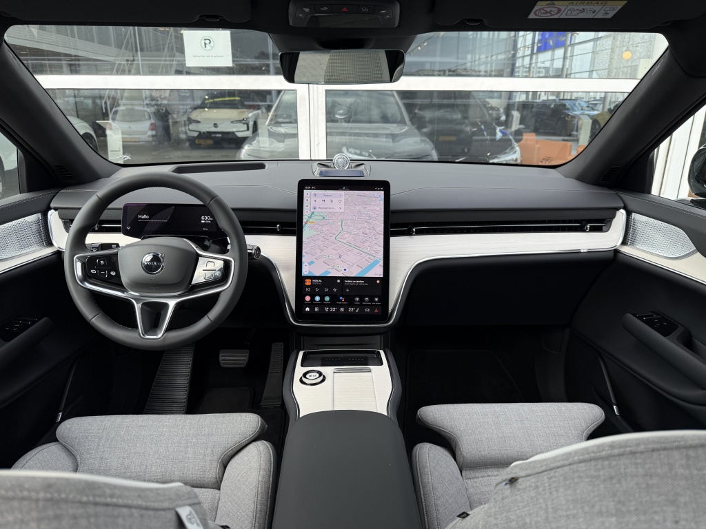 Volvo Ex90