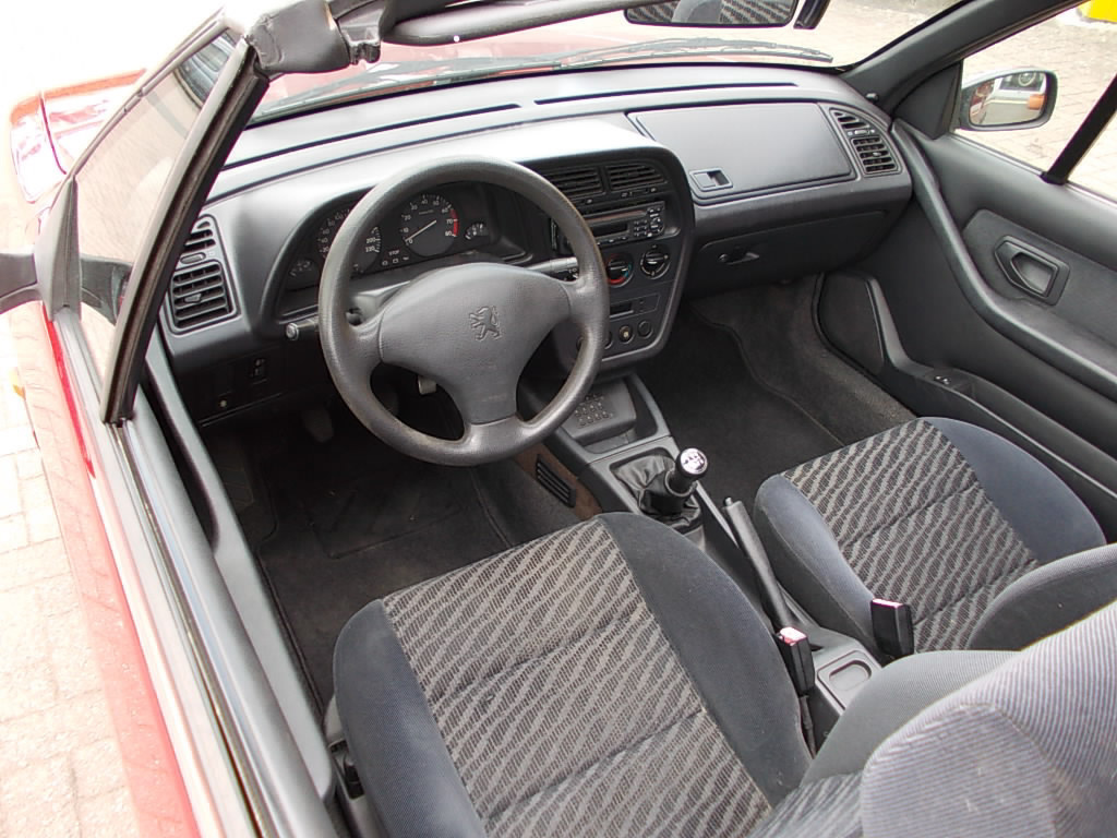 Peugeot 306