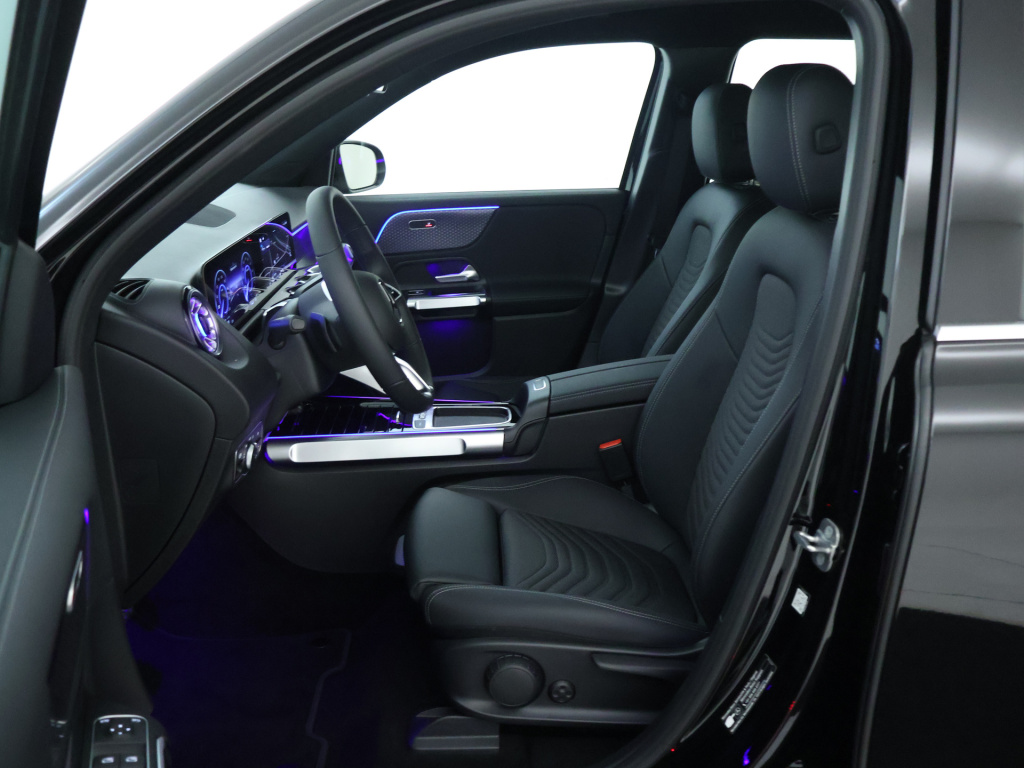 Mercedes-Benz Eqb