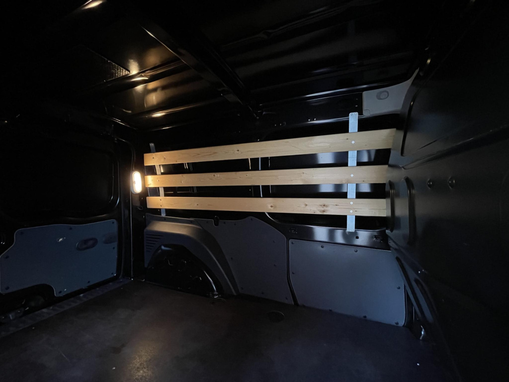 Nissan Nv250
