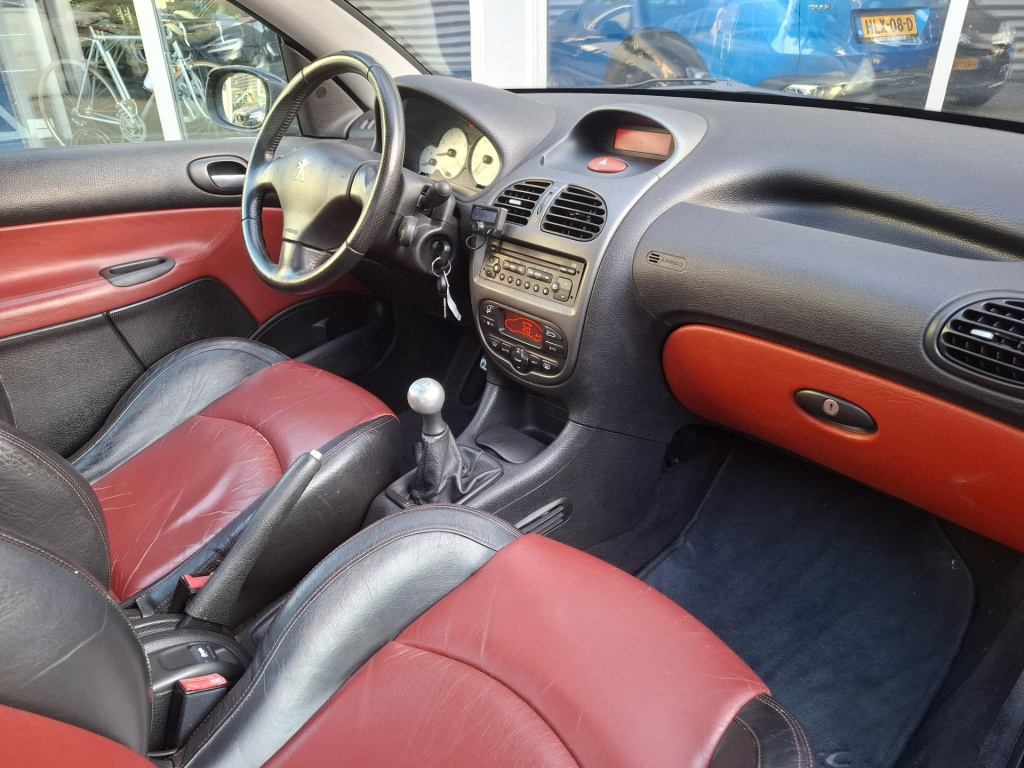 Peugeot 206