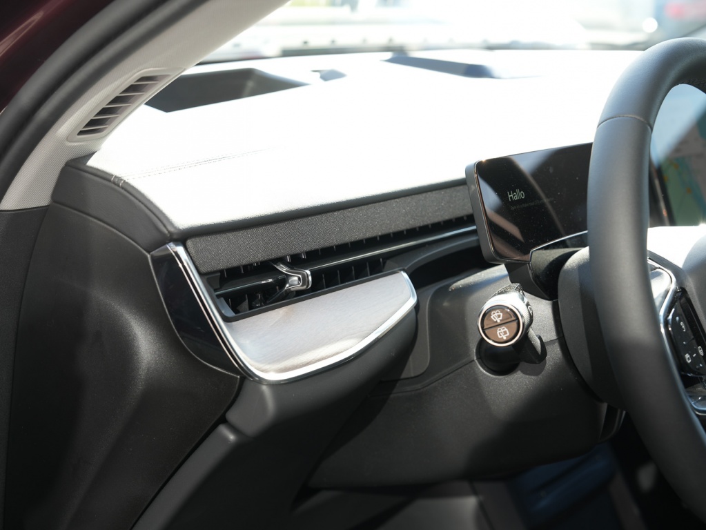 Volvo Ex90