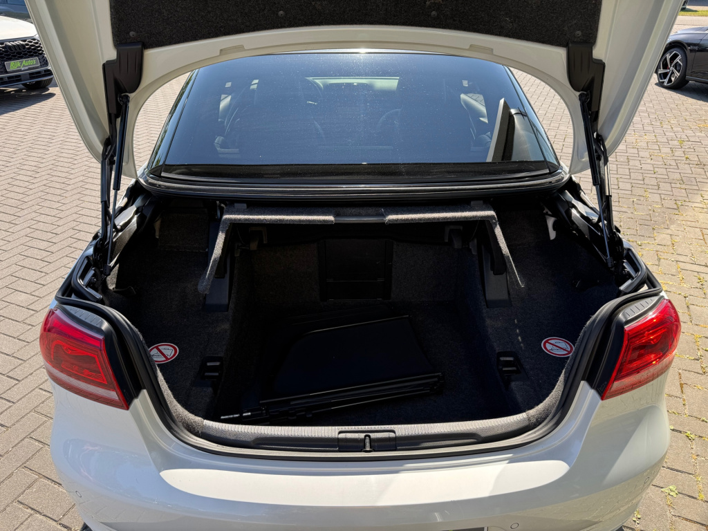 Volkswagen Eos