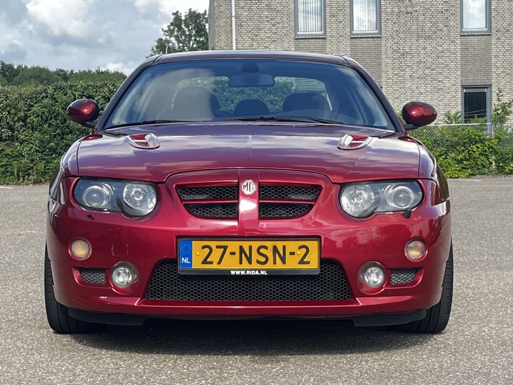 MG ZT