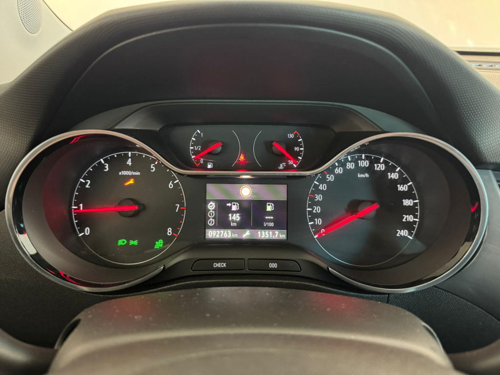 Opel Crossland X