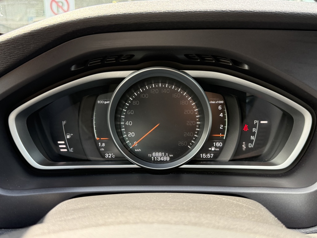 Volvo V40