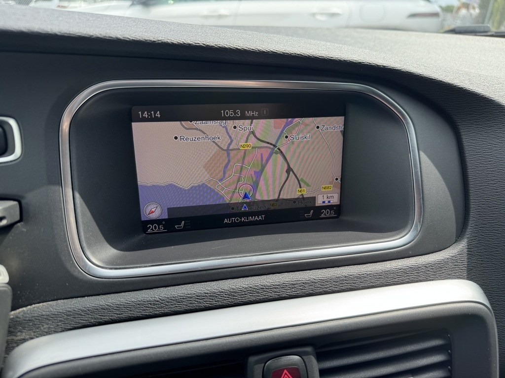 Volvo V40