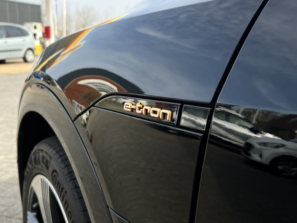 Audi E-tron