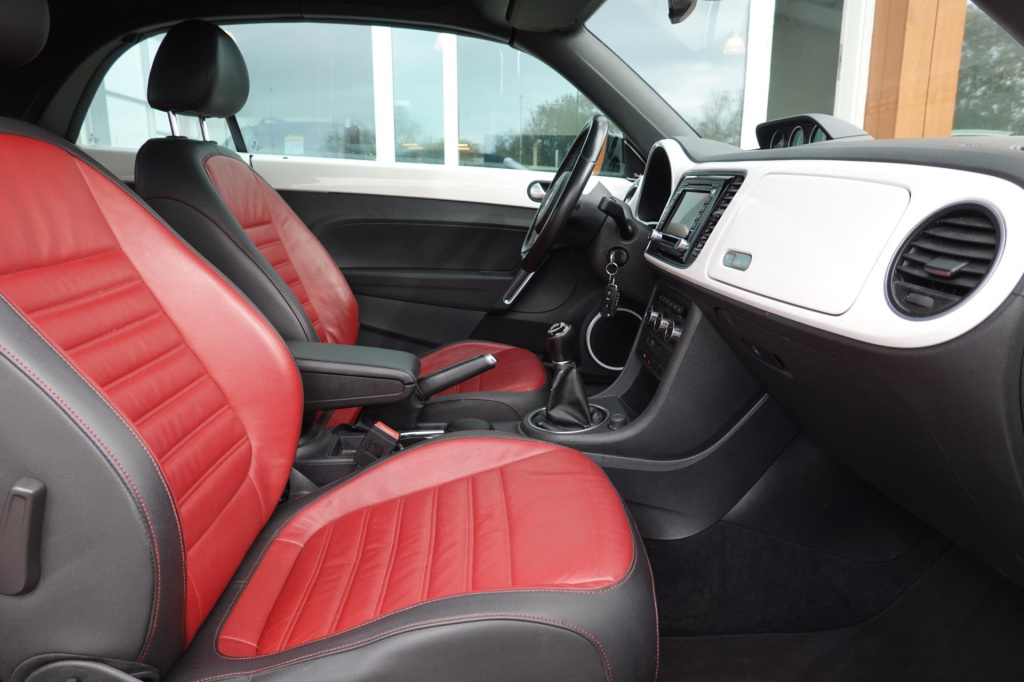 Volkswagen New Beetle
