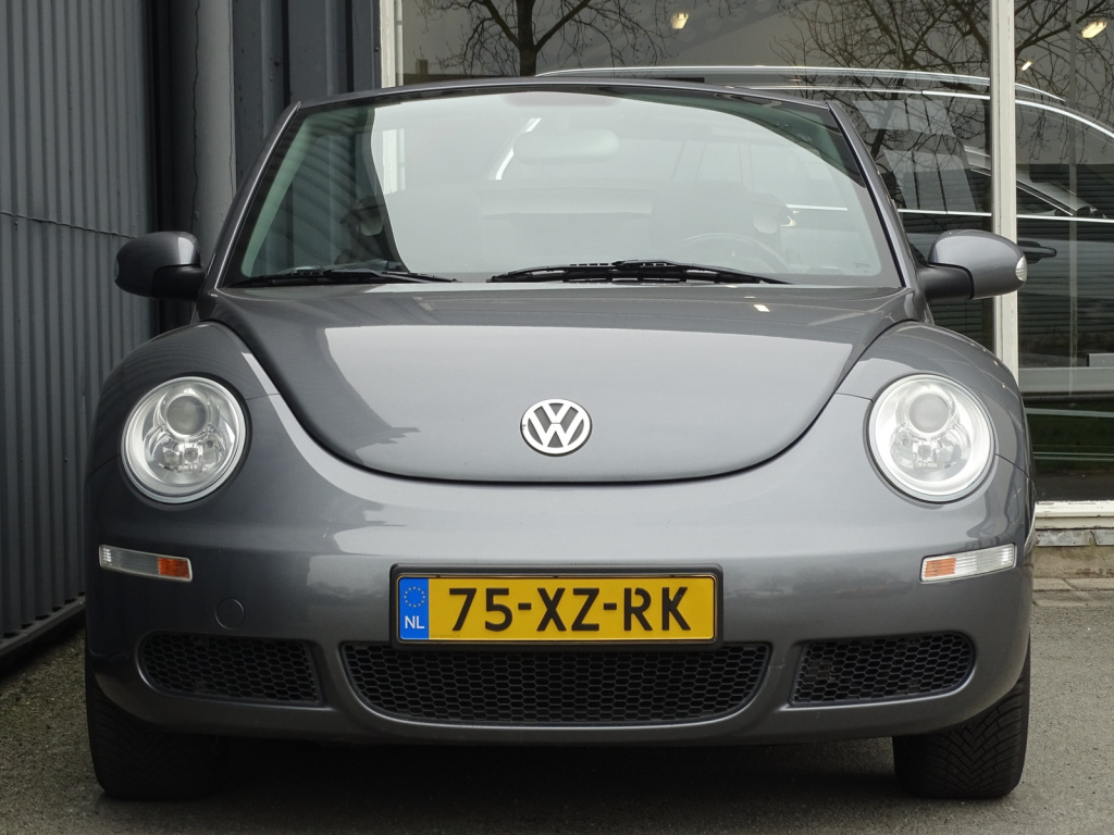 Volkswagen New Beetle