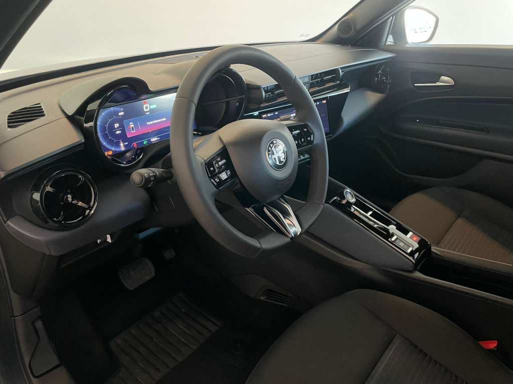 Alfa Romeo Junior