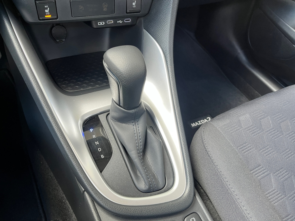 Mazda 2 Hybrid