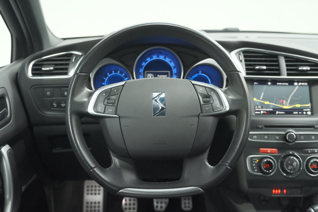 Ds Ds 4