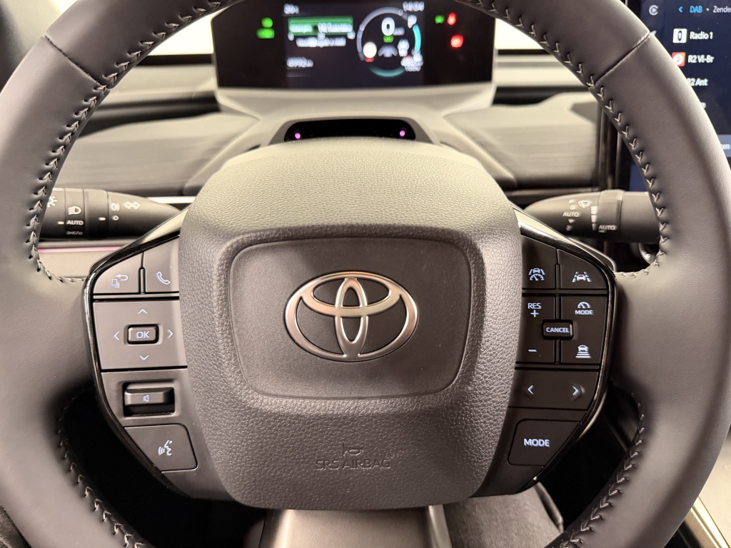 Toyota C-hr+