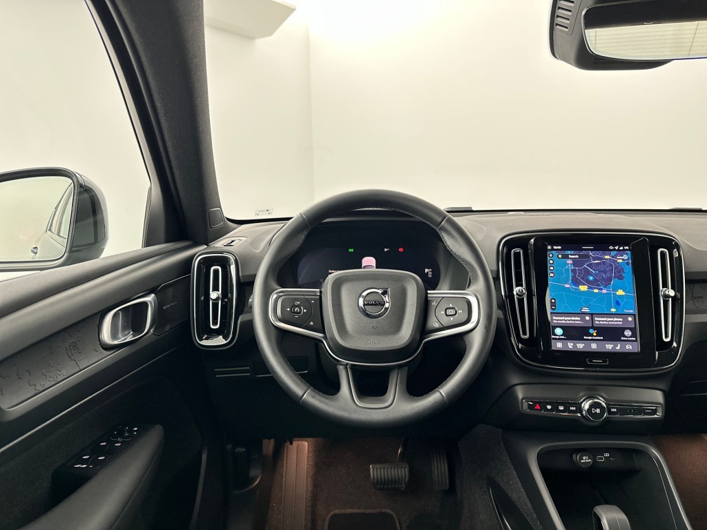 Volvo Ex40