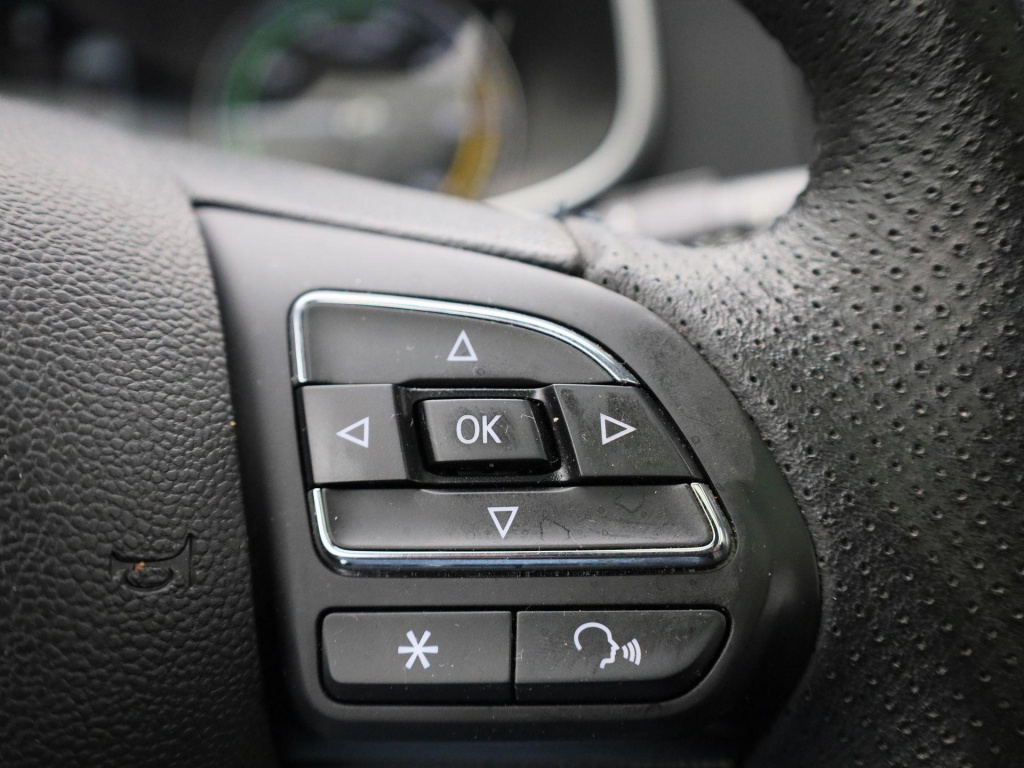 MG Zs Ev