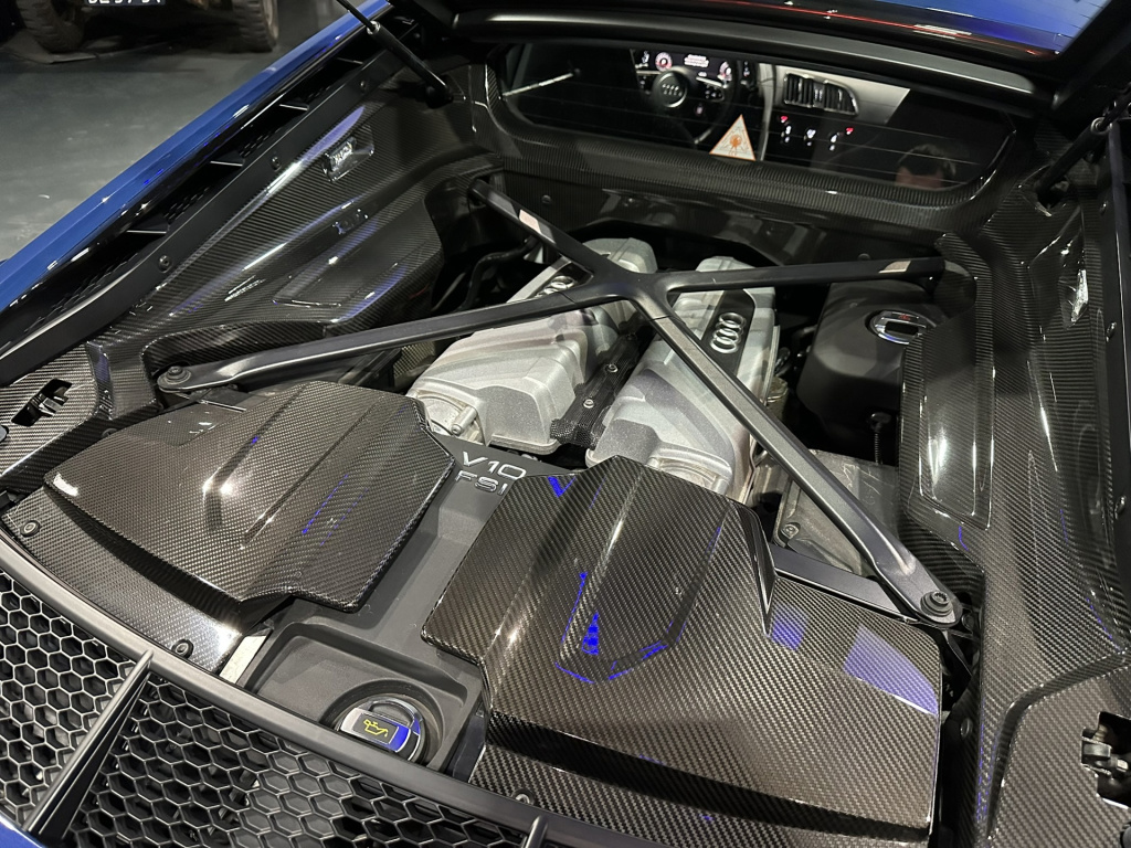 Audi R8