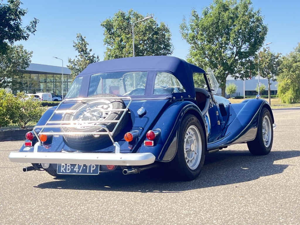 Morgan Plus 8