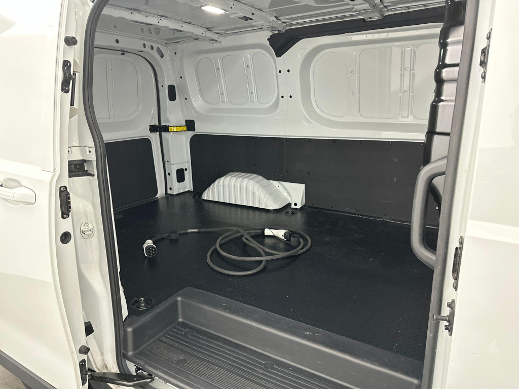 Maxus Edeliver7