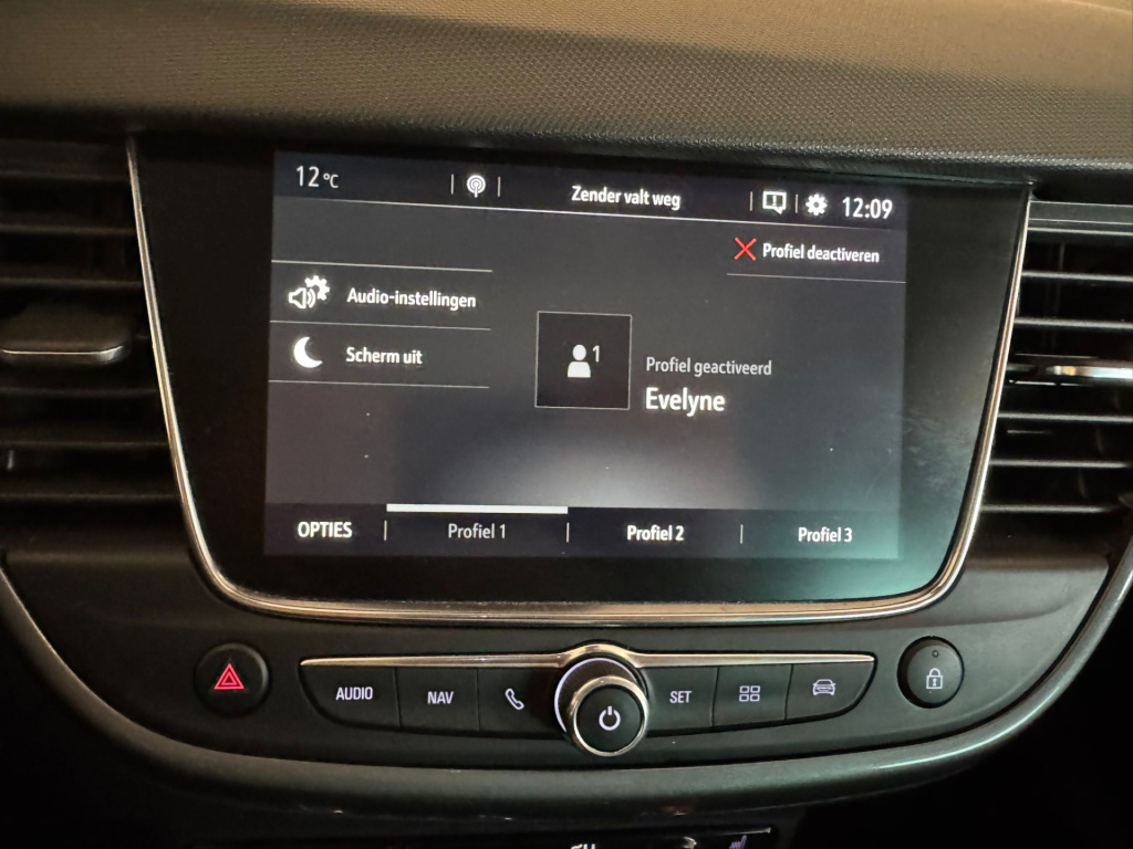 Opel Crossland X