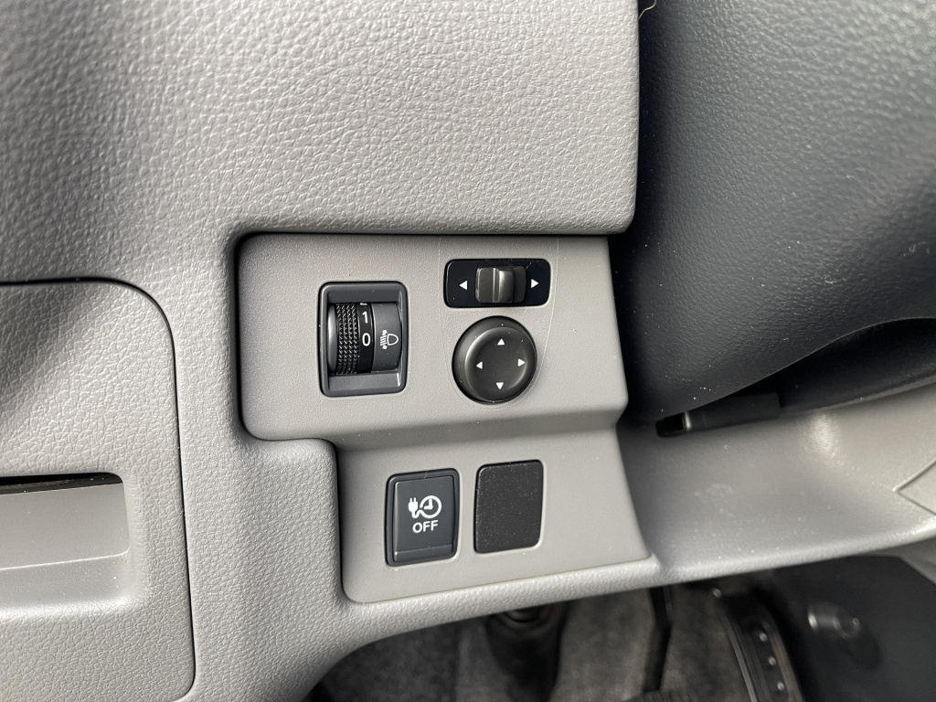 Nissan E-nv200