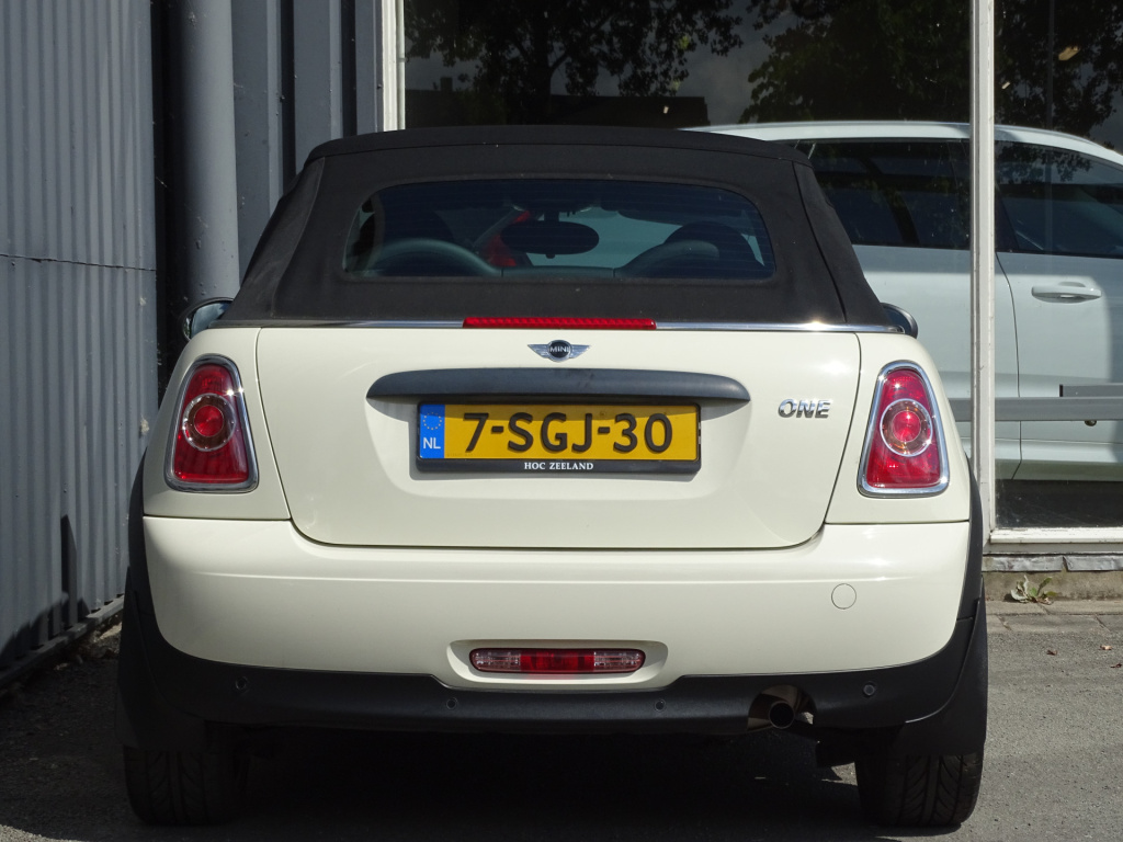 Mini One Cabrio