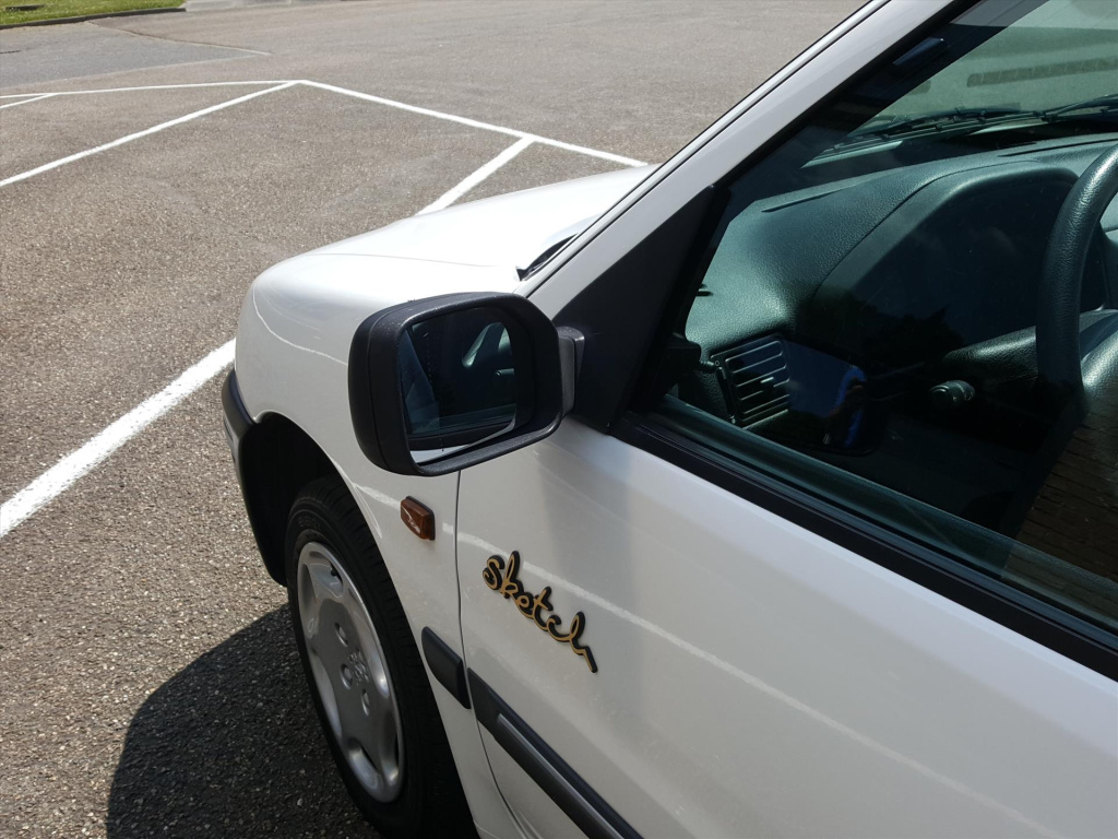 Peugeot 106