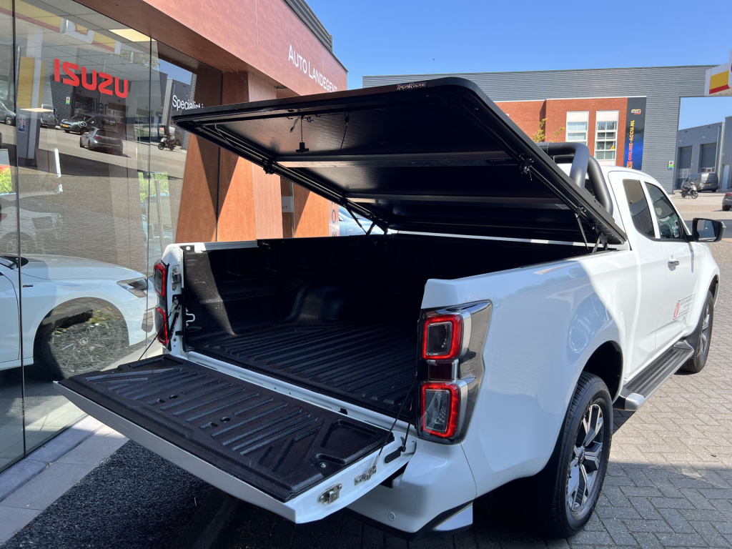 Isuzu D-max