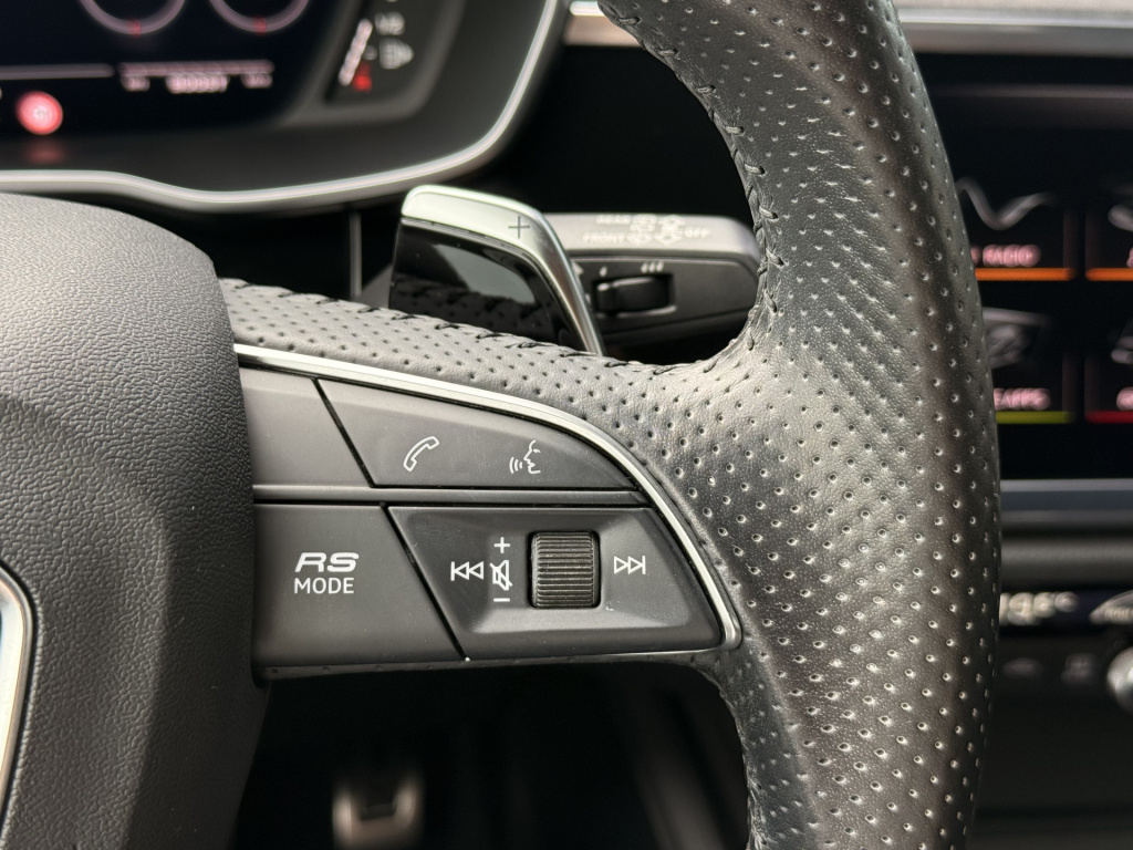 Audi Rsq3