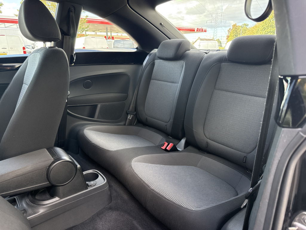 Volkswagen New Beetle