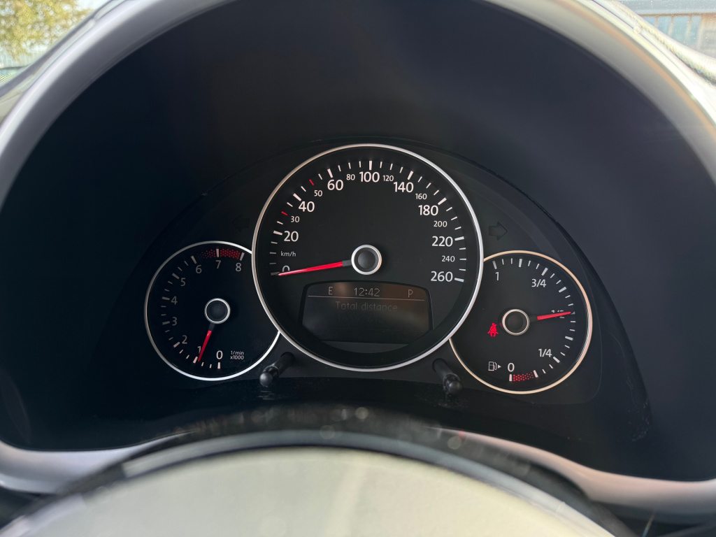 Volkswagen New Beetle